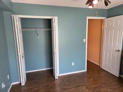 1 bedroom in 2 bedroom apartment