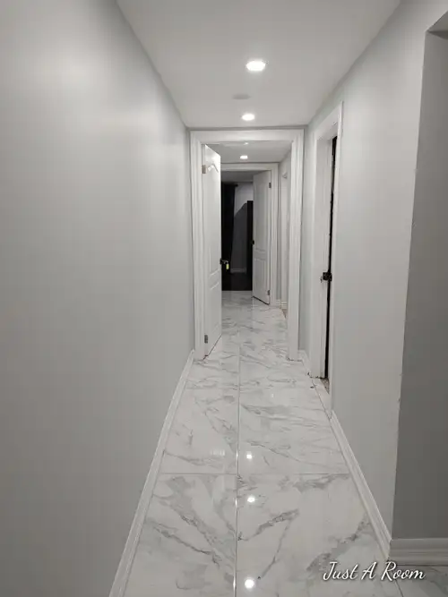 Room for Rent Located in Rexdale, Toronto, Ontario. Daily, Weekly, Monthly Rentals Availabile. Priva...