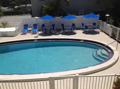 Hiver 2025 Sunny Florida Pompano Beach 2800$ pour mois Sept Oct 2900$ Nov 2025 3000$ Dec. 2025 3200$...