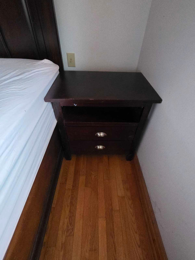Bedroom Set solid wood estate in Multi-item in Ottawa - Image 4