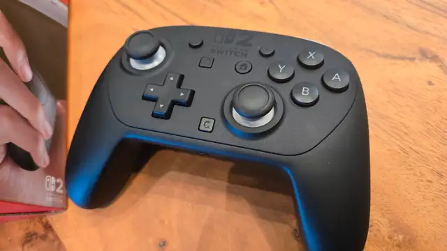 Nintendo Switch 2 Pro Controller in Nintendo Switch in City of Montréal - Image 3