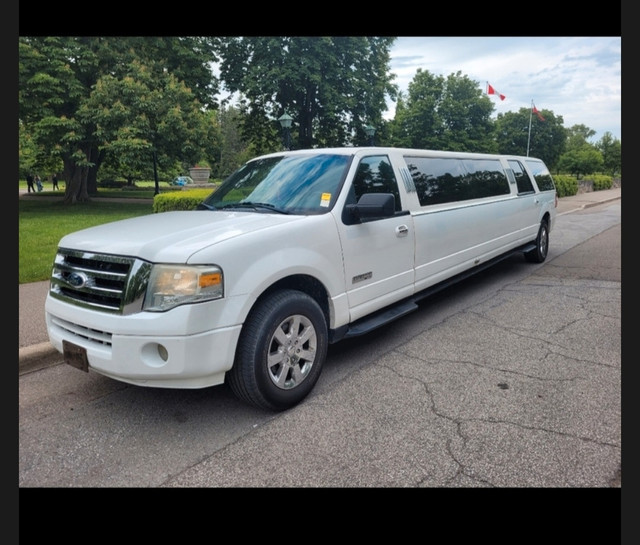 NIAGARA WINETOUR LIMOUSINES reg. in Entertainment in St. Catharines