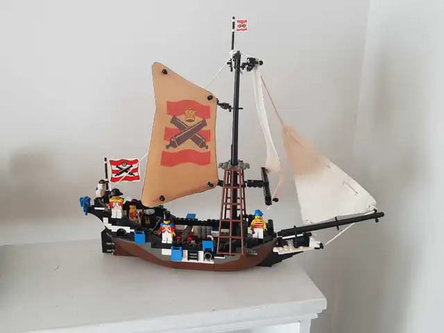 Lego 6271 Imperial Flagship in Toys & Games in Bedford - Image 4