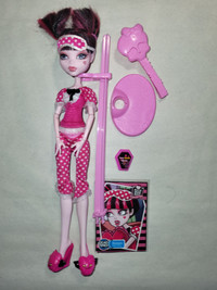 Monster High Dolls - Draculaura (group 5) - Updated March 2