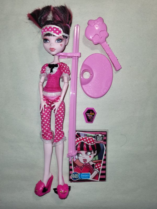 Monster High Dolls - Draculaura (group 5) - Updated March 2 in Toys & Games in Belleville