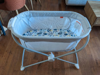 Berceau / bassinet bébé Fisher-Price pliable