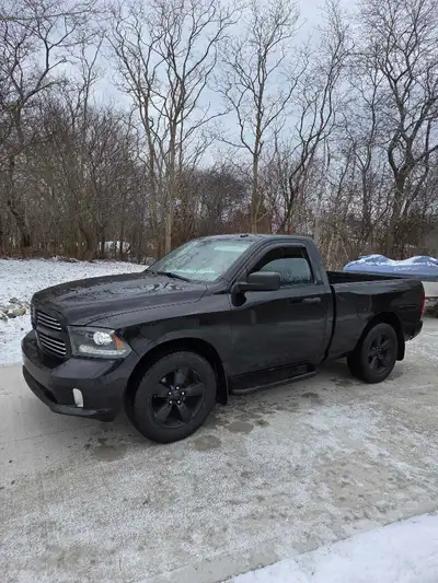 Works good..2wd..solid and tight..looked after..new tires..break caliper..jump in and go...might con...