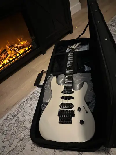 Jackson American soloist 2, View more