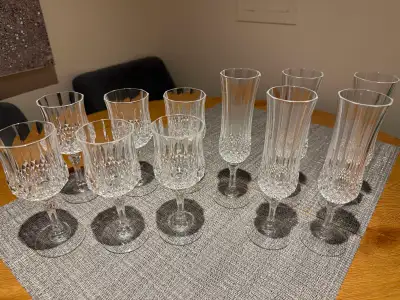 Crystal D’Arques Longchamp wine and champagne glasses, View more