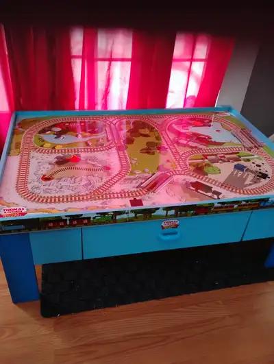 Dimensions: 49"L x 33"W x 18"H THOMAS AND FRIENDS large train table, excellent for trains, Legos, pu...