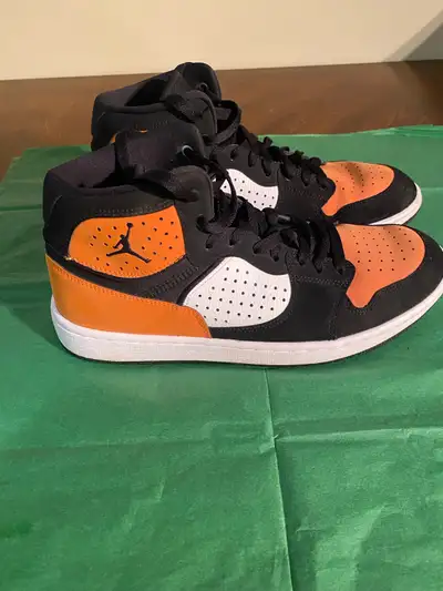 Men’s Nike  Jordan Access Basketball Shoes Size 9 US ( Like Ne, View more