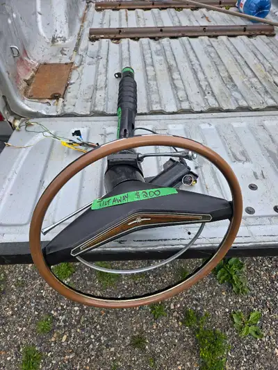 Two columns $200 1969 Thunderbird dual action Tilt away and tilt down Shift indicator GM style squar...