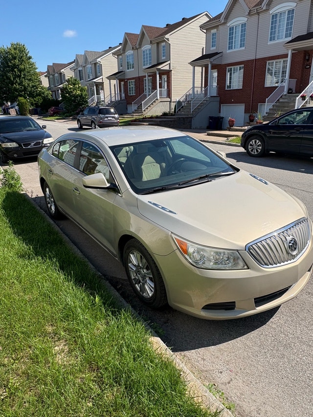 Buick Lacrosse 2011 - 95,000 km — photo 3