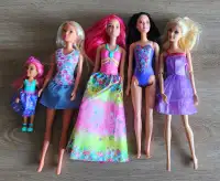 Lot poupées Barbie
