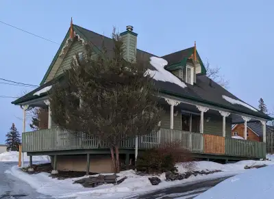 Enjoy the perfect blend of small-town charm and modern convenience in this unique loft-style home. L...