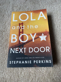Lola and the Boy Next Door by Stephanie Perkins book