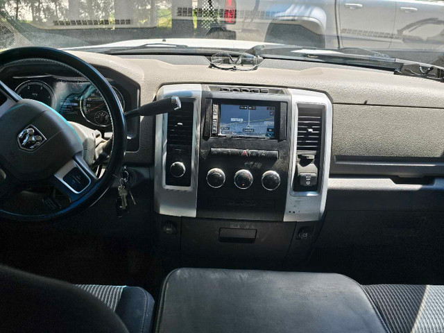 2011 RAM 3500 diesel 8 ft box in Cars & Trucks in Oakville / Halton Region - Image 4