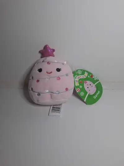 Squishmallows Garnet 4” Pink Christmas Tree Plush NWT, View more
