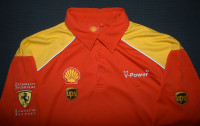 gilet / shirt / polo officiel Ferrari de Formule 1