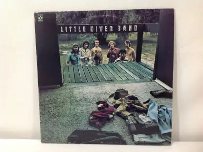 Original release 1975, 12-inch 33 rpm. Cat #: ST - 11512 Music Type: Classic Rock, Rock. Record Cond...