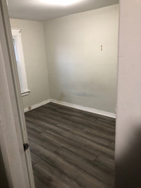 All Inclusive Room for Rent Near Fairview Mall