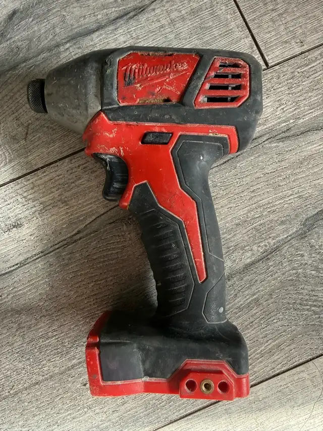 Milwaukee Impact Driver in Power Tools in Oshawa / Durham Region - Image 2