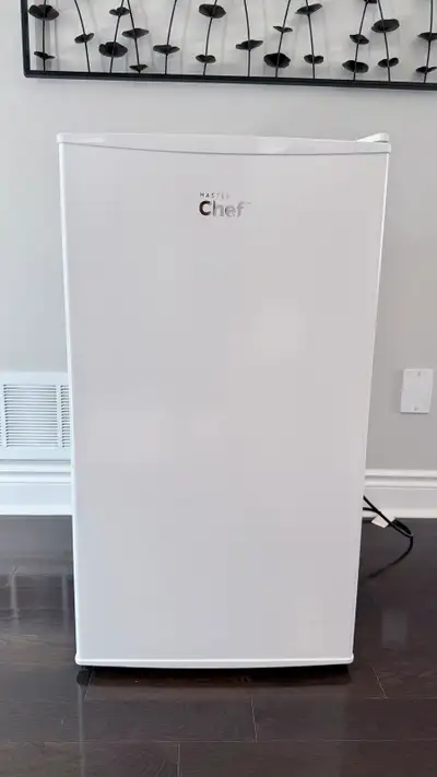 MASTER Chef Energy Star Compact Refrigerator, View more