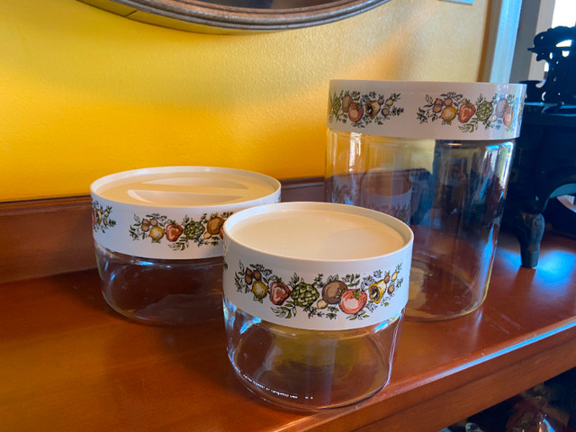 Set of 3 Pyrex Ware Spice of Life Stack 'n See Canister Set in Arts & Collectibles in Oshawa / Durham Region - Image 2