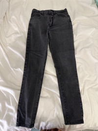 Forever 21 black skinny jeans