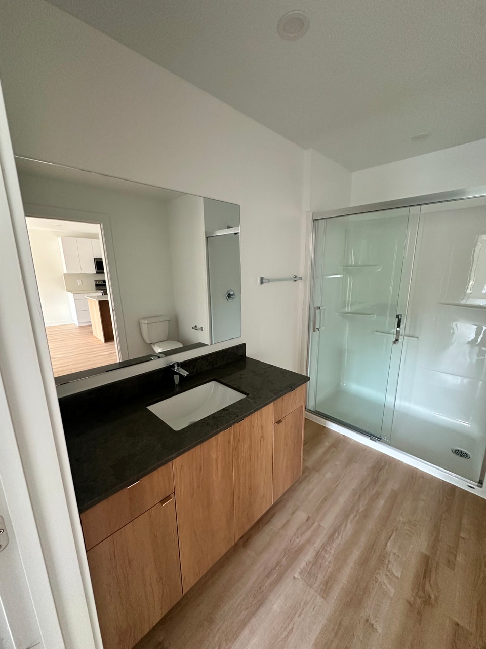 NEW IN TRURO NOW RENTING 4