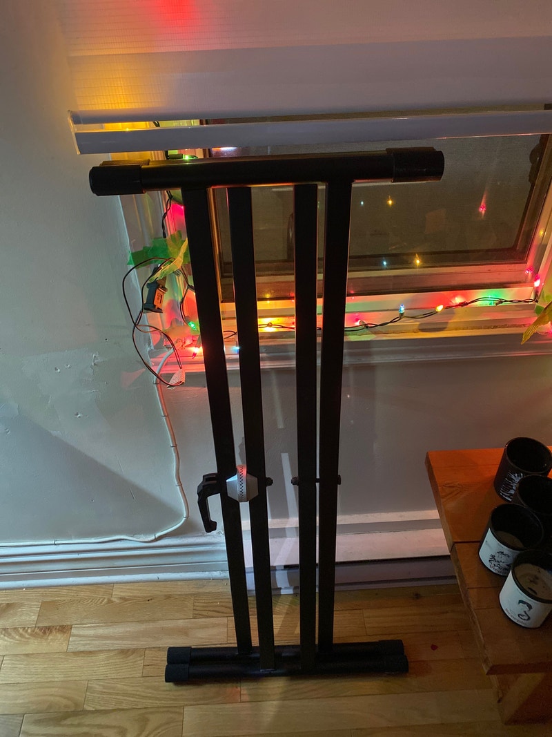 Keyboard Locking X Support Pianos et claviers Ville de Montréal