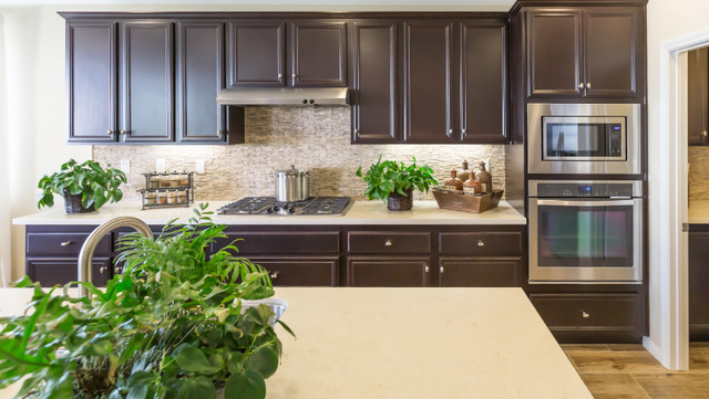 Kitchen Cabinets in Cabinets & Countertops in Windsor Region