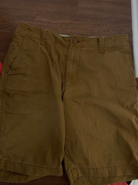 Old navy brown shorts for men size 31