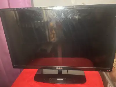 RCA TV ( WITH NO REMOTE ), View more