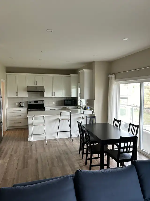 Furnished 5 Bedroom 4 Bathroom Single House in UBCO