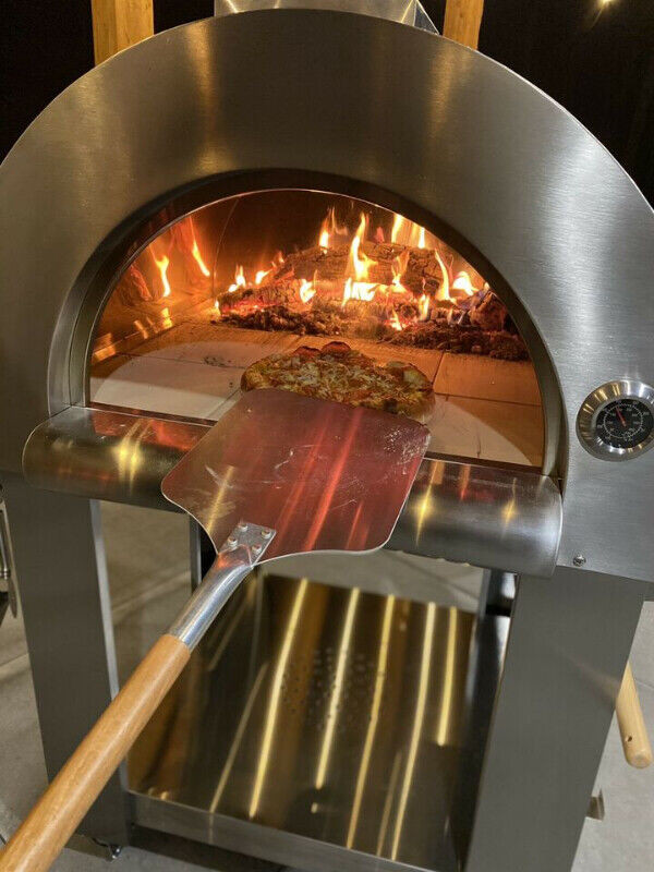 FOUR A PIZZA/PAIN NEUF AUX BOIS DIAVOLO KITCHEN dans BBQ et cuisine en plein air  à Granby - Image 4