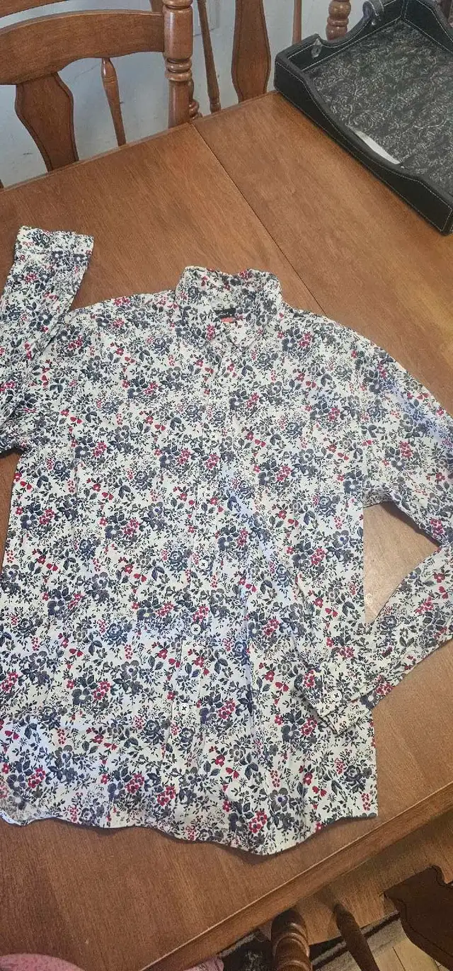 H&M Floral Dress Shirt
