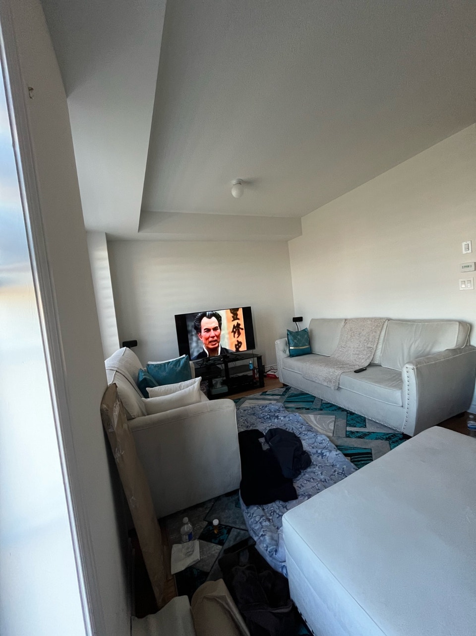3 Beds 2 Baths Whitby Townhouse for Rent 3