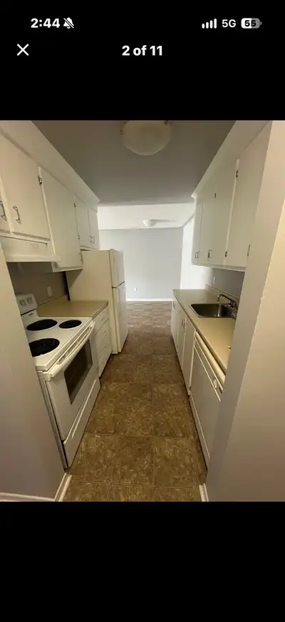 PRIVATE ROOM AVAILABLE – 2 BEDROOM APARTMENT Near Highfield Terminal, Dartmouth Rent: • $1,100/month...