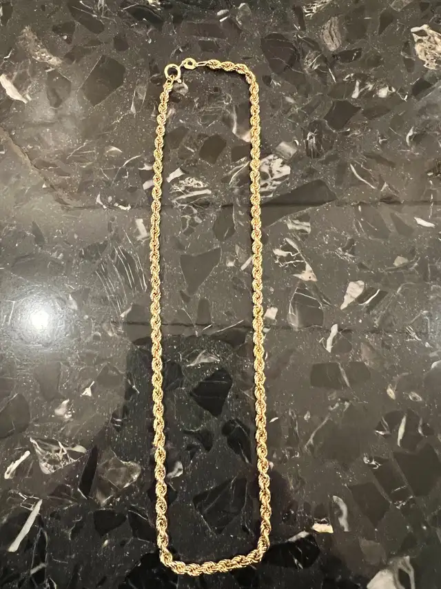 10k chaîne torsade 16pouce / chain 16inch torsade | Jewellery & Watches ...