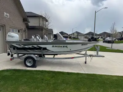 This is a complete fishing package including bow mounted Minn Kota Powerdrive with iPilot GPS and in...