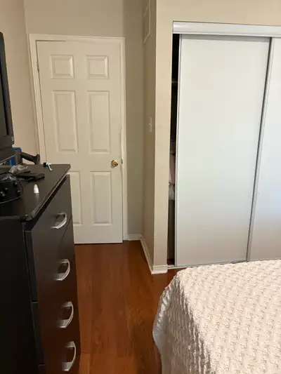 Room for rent in Ajax