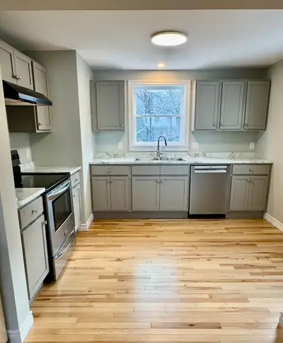Gutted and renovated in 2023- beautiful two bedroom one bathroom apartment located in Ellershouse ju...