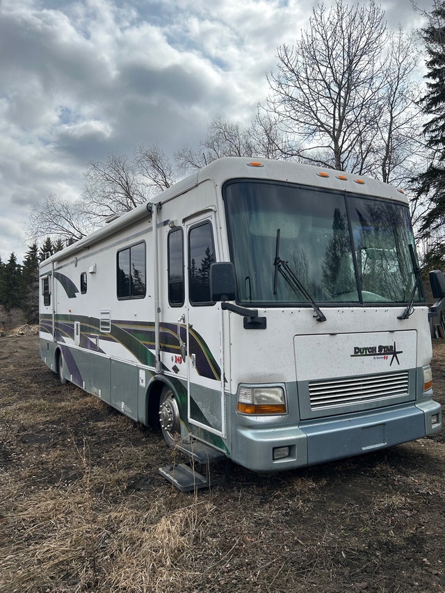 Dutch Star Motorhome (Diesel Pusher) RVs & Motorhomes Edmonton Kijiji