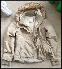 Ladies Bench Winter Jacket Sz L (seems Medium) $45