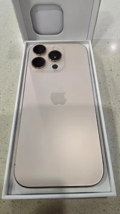 Apple 16 Pro, View more