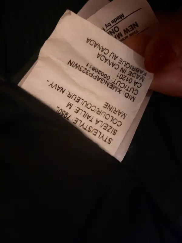 Canada Goose Coat in Women's - Tops & Outerwear in City of Toronto - Image 7