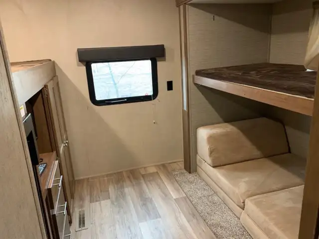 2019 Dutchmen Aspen Trail RV in RVs & Motorhomes in Kingston - Image 10