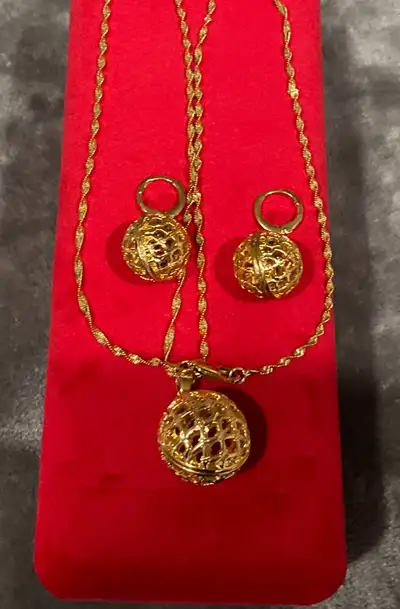 Gorgeous brand new gold-filled jewelry set , View more