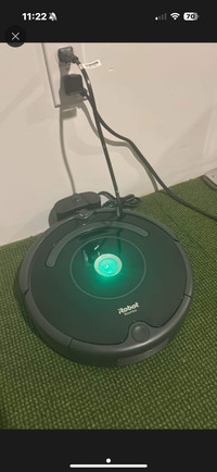 iRobot Roomba Vacuum 675